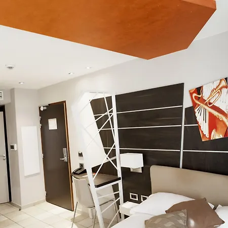 D'elsa מלון דירות