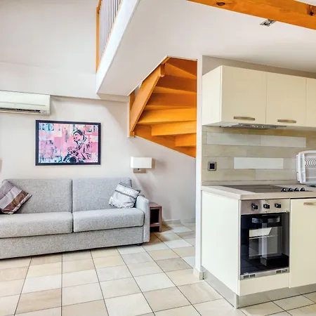 D'elsa ז'ואן-לה-פינס