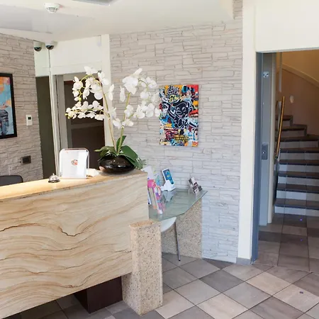 Апарт-отель D'elsa 3*