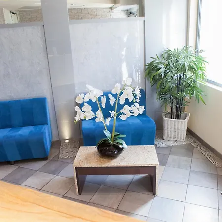 D'elsa Жуан-ле-Пен