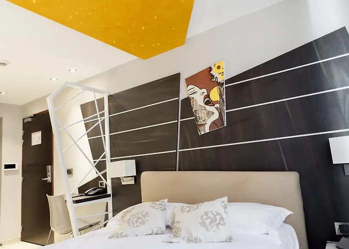 D'elsa Aparthotel 3*